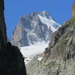 letzter Blick hinauf zur Aiguille d'Argentière