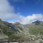 vom  Col des Chevaux sieht man den nächsten Übergang den wir anpeilen werden, der Col des Bastillon