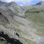 Blick auf die andere Seite der Combe de Drône zum Col des Bastillon