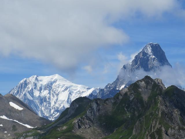 seine Majestät der Mont Blanc. Daneben der riesige Bergkoloss Grandes Jorasses