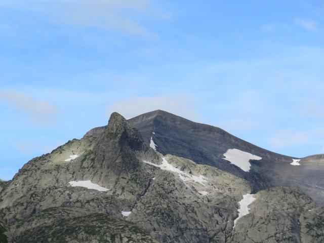 Blick hinauf zum Le Cheval Blanc, Ziel unserer heutigen Wanderung