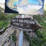 rechts biegt hier der Wanderweg zum Lac du Vieux Emosson ab