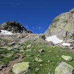 der Bergweg wird nun steiler und wir gewinnen weiter an Höhe