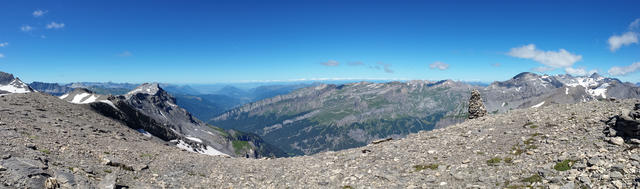 schönes Breitbildfoto mit Blick nach Frankreich