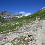 wegen der grossen Baustelle beim Lac du Vieux Emosson, wurde ein komplett neuer Wanderweg erstellt