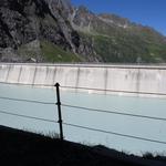 die Staumauer ist die höchste in Betrieb befindliche Bogenstaumauer Europas