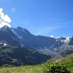 Blick zum Grand Combin Massiv. Morgen werden wir auf der anderen Seite sein