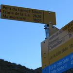 Wegweiser bei der Cabane de Chanrion 2462 m.ü.M. unser erstes Ziel Pont du Lancet