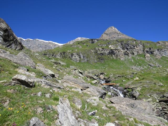 Blick hinauf zum Mulets de la Tsessette