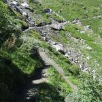 bei der Weggabelung Pazagnou führt rechts abbiegend, der Wanderweg nach Mauvoisin hinunter