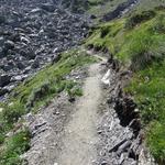 der Bergweg ist sehr gut ausgebaut. Links die riesige Schutt- und Geröllhalde der Dyure de Pazagnou