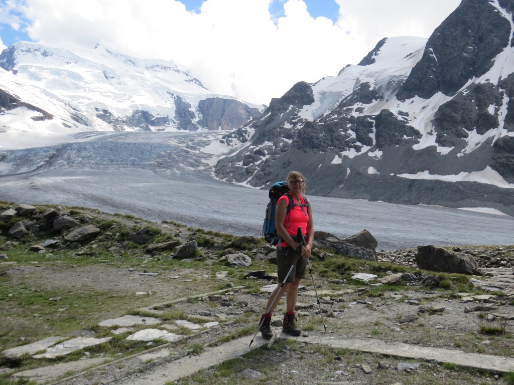 meine Maus hat die Seitenmoräne des Glacier de Corbassière erreicht