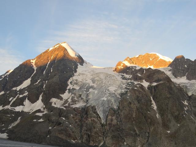 Combin de Corbassière, Glacier les Follâts und Petit Combin