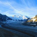 was für ein Panorama. Grand Combin und Glacier de Corbassière. Ein Hauch von Himalaya-Feeling
