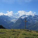 auf der anderen Talseite des Val de Bagnes, zeigt sich nun das gewaltige Grand Combin Massiv