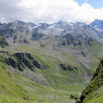 schönes Breitbildfoto mit Blick in den Kessel von Louvie