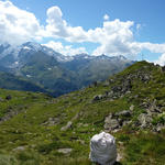 schönes Breitbildfoto aufgenommen von der Cabane, mit Blick zum Grand Combin