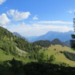 von rechts stösst der Wanderweg von der Alp L'Arpille hinzu