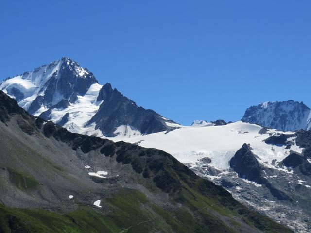 Blick auf die Aiguille du Chardonnet