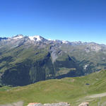 traumhaftes Breitbildfoto vom Col de Torrent aus gesehen, mit Blick Richtung Mont Blanc de Cheilon und Rosablanche