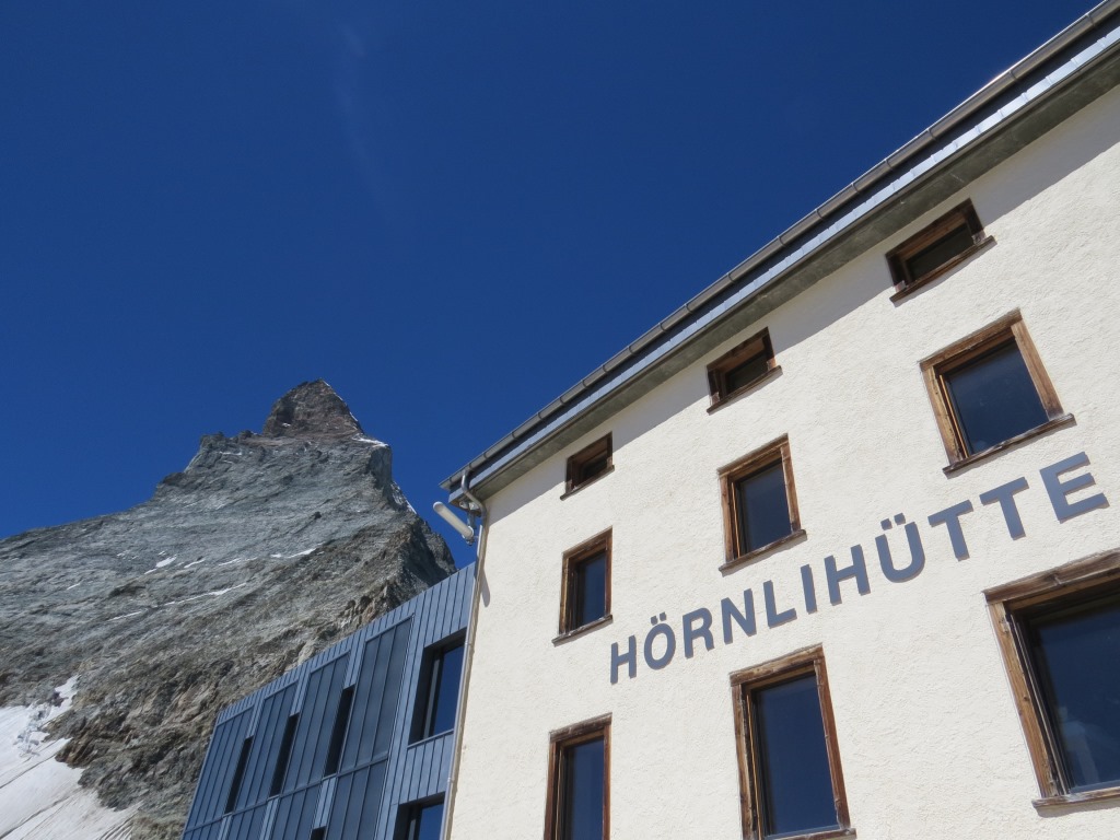 die Hörnlihütte mit dem neuen und modernen Anbau