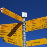 vorbei am Wegweiser Schwarzsee 2552 m.ü.M. wandern wir danach weiter zur Schönbielhütte