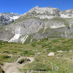 schönes Breitbildfoto aufgenommen auf der Stafelalp mit Blick zum Ober Gabelhorn