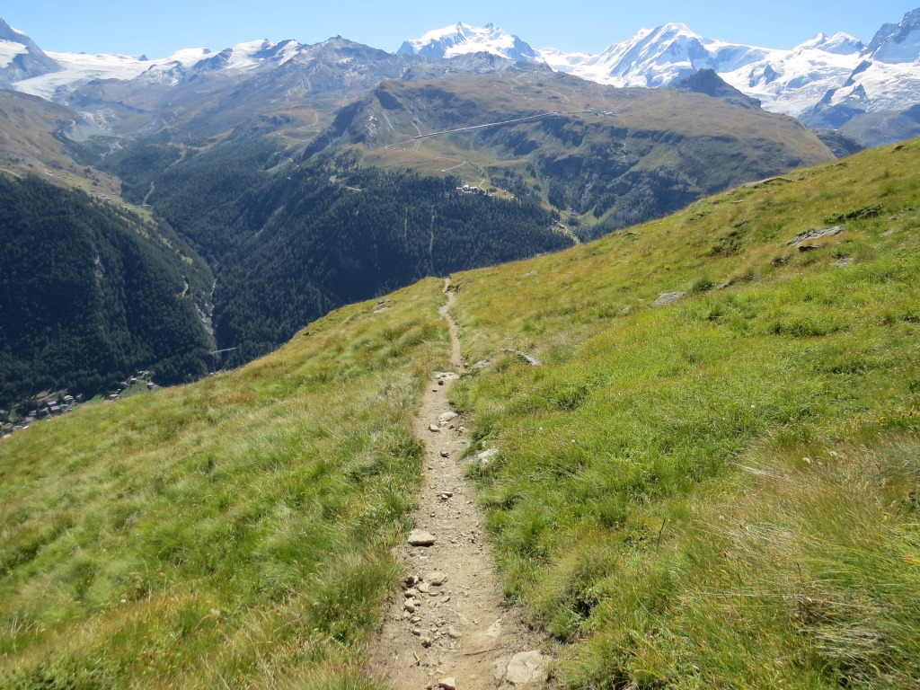 ...verlieren wir über einen endlosen Serpentinenweg an Höhe