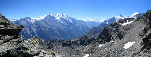 super schönes Breitbildfoto mit Blick Richtung Mattertal und die umliegenden Berge