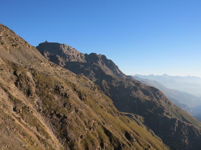 letzter Blick zurück zur Topalihütte. Seht ihr die Hütte?