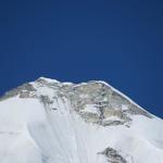seht ihr die Bergsteiger auf dem Gipfel des Weisshorn?