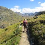 ...und folgen dem Wanderweg in südlicher Richtung