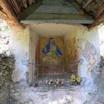 nach der Brücke wieder eine Kapelle, mit der Madonna von Ré. Die Wallfahrtskirche in Ré (Centovalli) ist ein Besuch wert