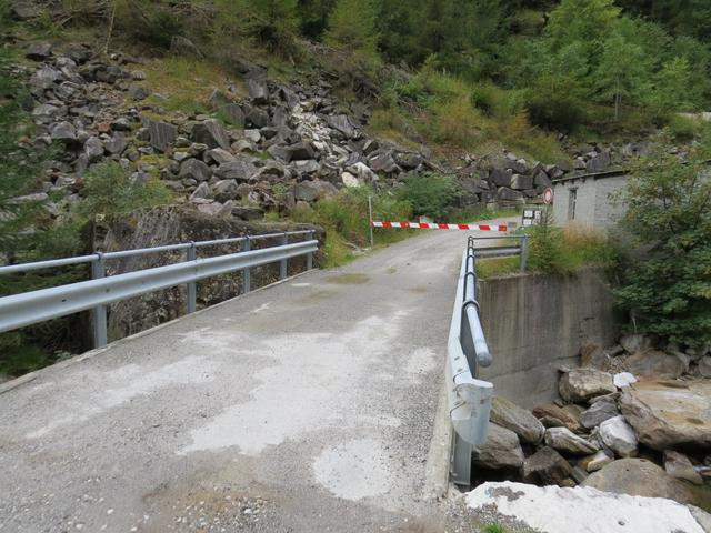 bei Punkt 1197 m.ü.M. überqueren wir wieder den Fiume Peccia