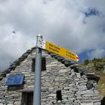 nach dem Mittagessen packen wir wieder unsere Rucksäcke,..