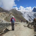 vom obersten ummauerten Bereich der Endstation auf dem Gornergrat...