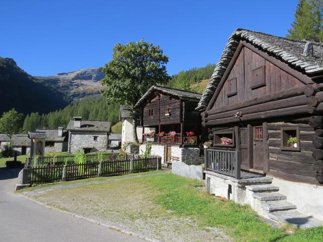 Bosco/Gurin, zuhinterst im Valle di Bosco Gurin gelegen, ist die einzige deutschsprachige Gemeinde im Kanton Tessin
