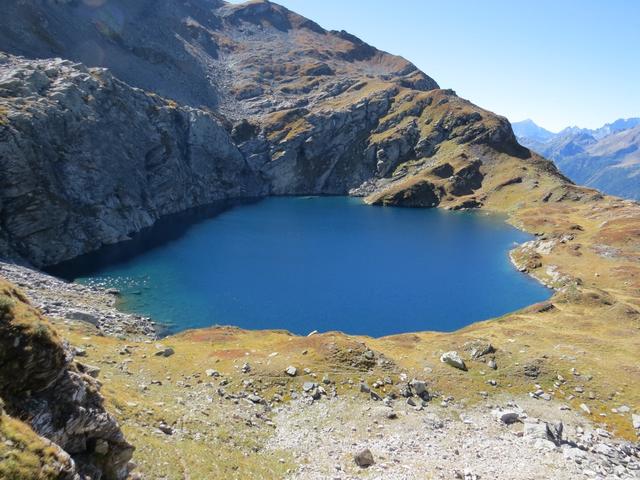 steil führt uns der Bergweg nun direkt zum Lago Superiore. Bei Nässe rutschig