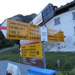 Wegweiser bei Cimalmotto 1405 m.ü.M. weiter geht es Richtung Passo della Cavegna