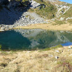 ...führt uns der einfache Wanderweg darauf zum malerischen Lago della Cavegna 1958 m.ü.M.