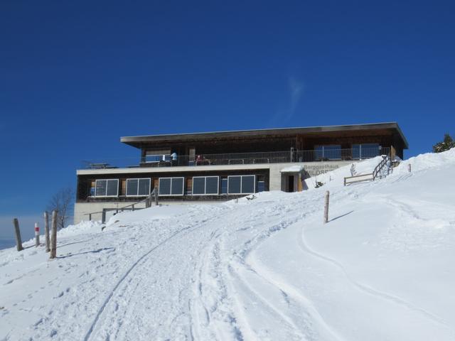 ... erreichen wir den Wildspitz mit seinem Bergrestaurant 1579 m.ü.M.