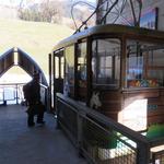 mit der Stockhorn Seilbahn fahren wir von Erlenbach im Simmental hinauf zur Mittelstation Chrindi