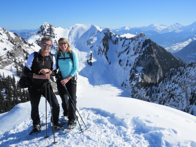 Erinnerungsfoto auf dem Cheibehore 1952 m.ü.M.