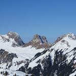 Blick zum Gantrisch, Leiterenpass (den haben wir auch schon besucht) und Nüneneflue