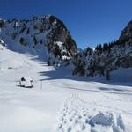 der Weg führt uns nun hinunter zur Hinterstockenalp 1616 m.ü.M.