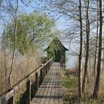 immer wieder laufen wir an solch kleinen Häuser -die direkt auf dem See gebaut sind- vorbei