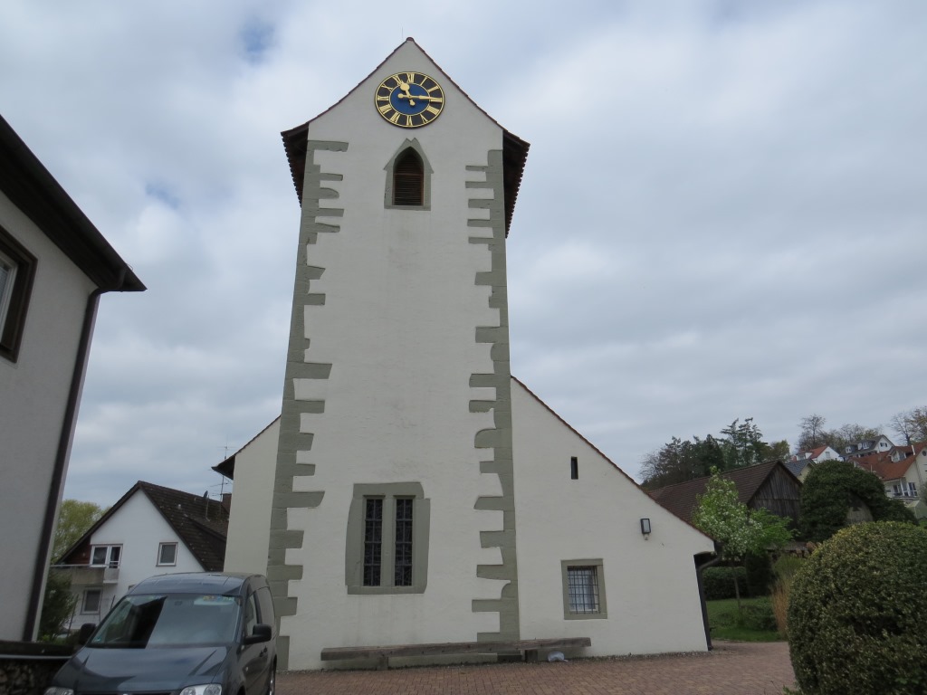 bei der kleinen Kirche von Hemmenhofen