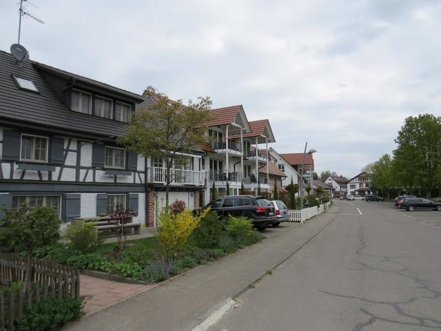 beim schönen Strandbad von Hemmenhofen