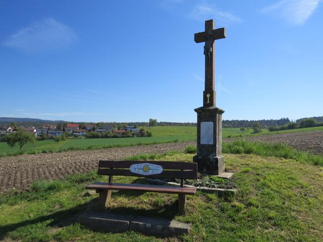 kurz nach Markelfingen erreichen wieder diese kleine Anhöhe, mit einem sehr schönem Ausblick