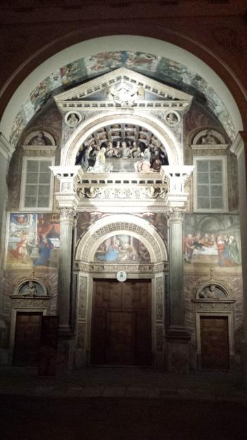 nach dem Nachtessen in Aosta besuchen wir noch das prachtvolle Portal der Kathedrale die Santa Maria Assunta